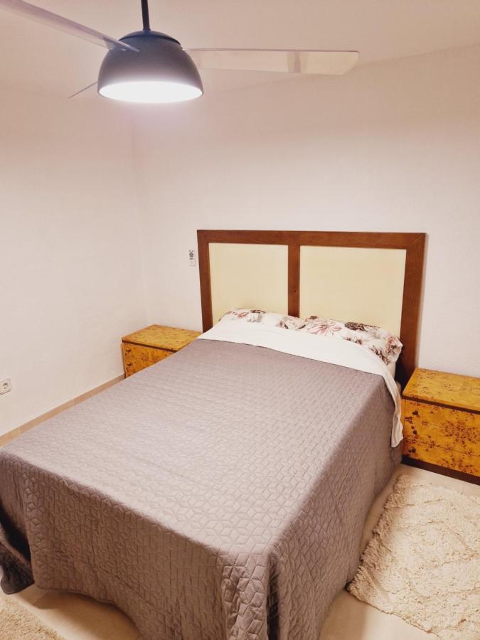 Magnifico Chalet Adosado En Torrevieja, Alicante. Kültér fotó