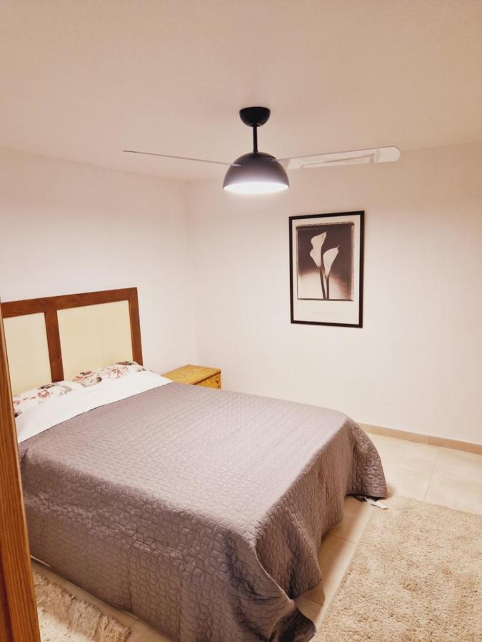 Magnifico Chalet Adosado En Torrevieja, Alicante. Kültér fotó